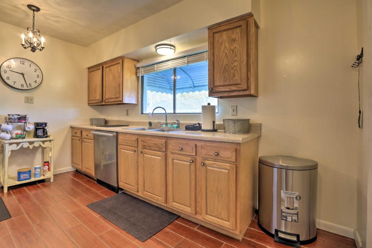 Charming East Bernstadt Retreat Less Than 6 Acre Farm! Экстерьер фото