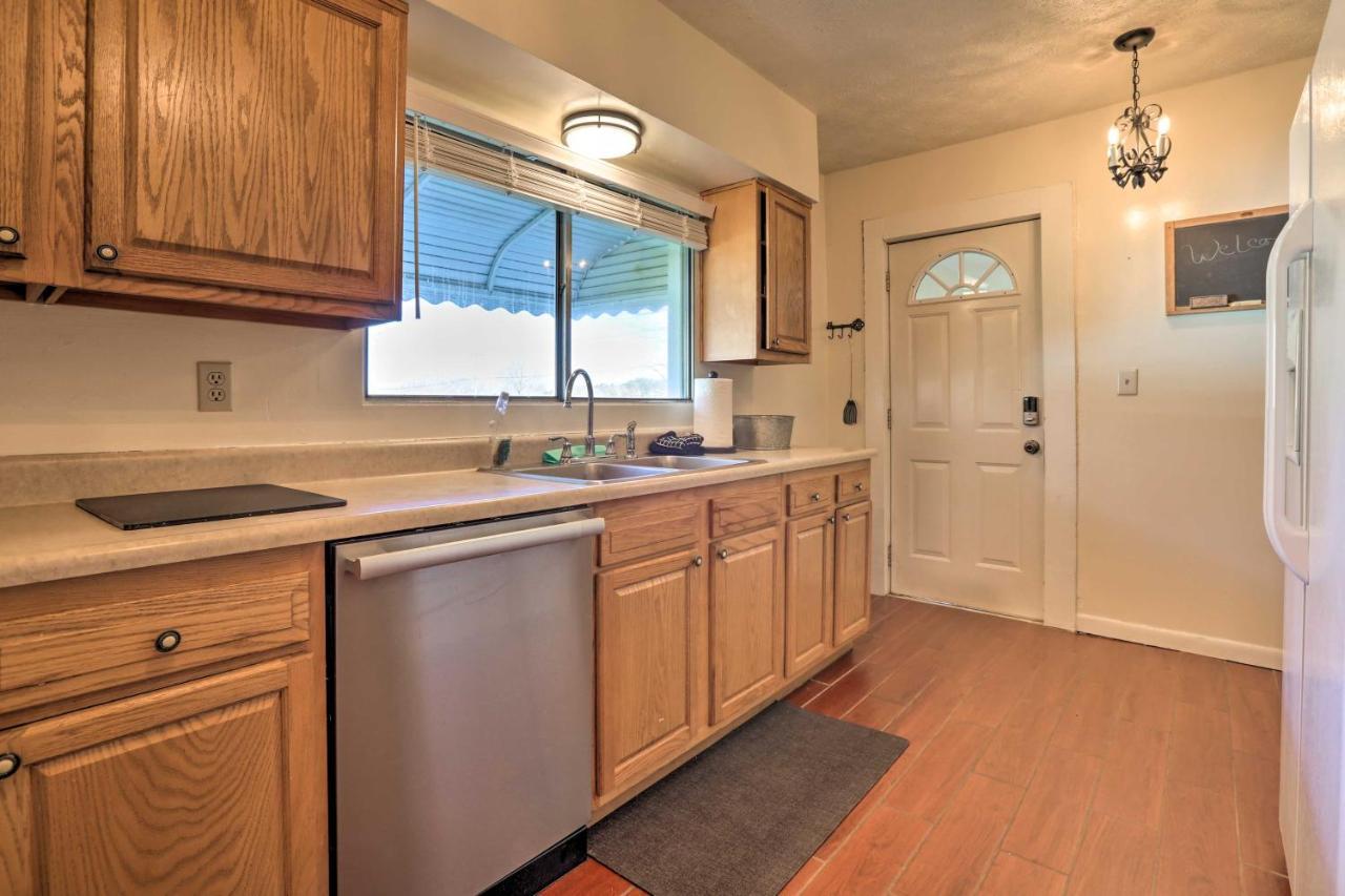 Charming East Bernstadt Retreat Less Than 6 Acre Farm! Экстерьер фото